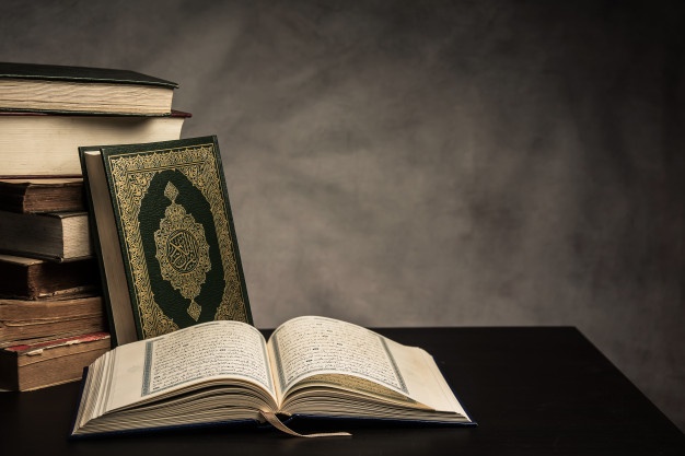 koran-holy-book-muslims-public-item-all-muslims-table_44074-491 (1)